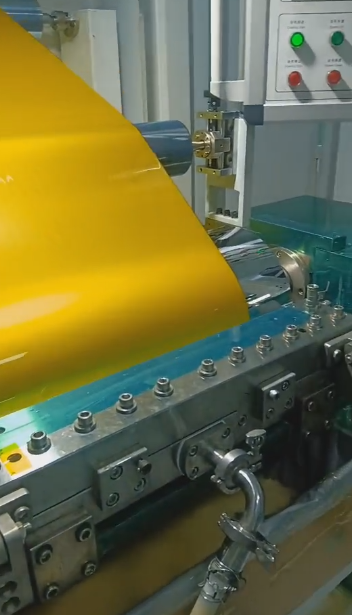 覆銅板涂布機(jī)-3